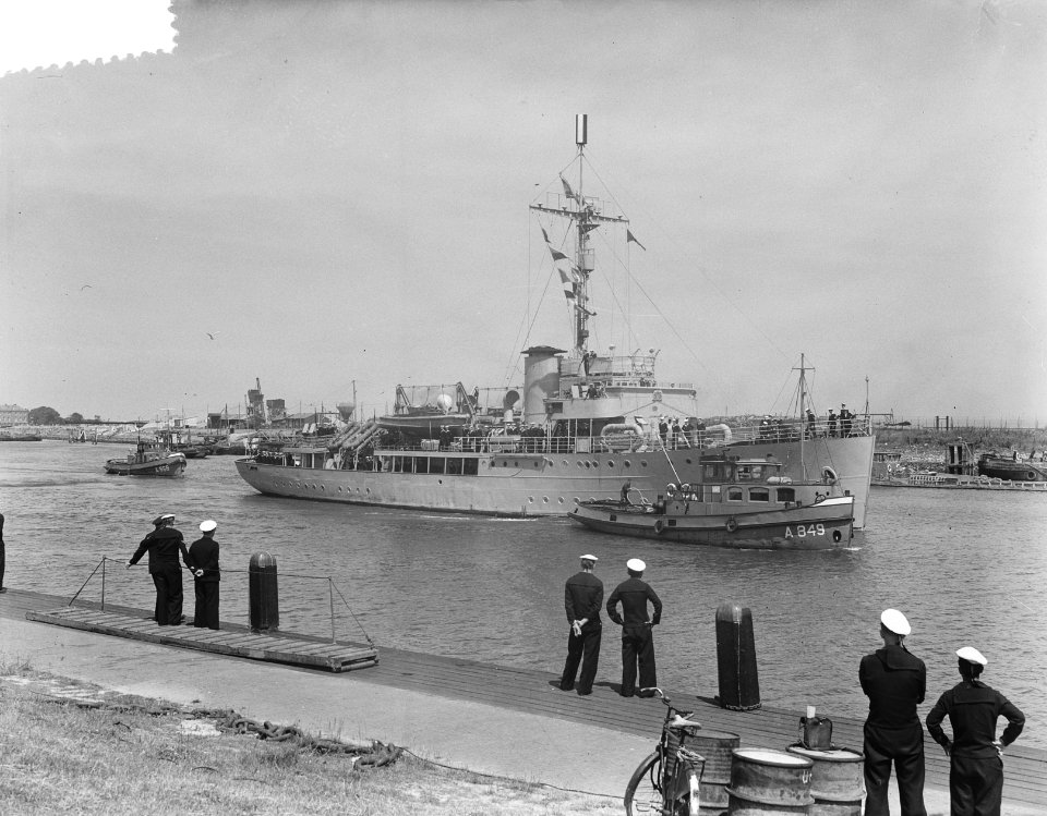 Aankomst Hr. Ms. Jan van Brakel Den Helder, Bestanddeelnr 904-6859
