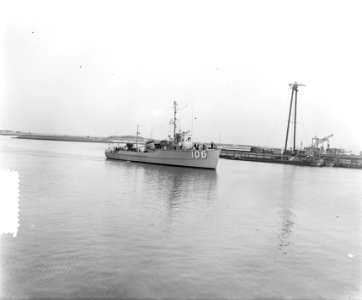 Aankomst Hr. Ms. Bedum in Den Helder, Bestanddeelnr 906-1488