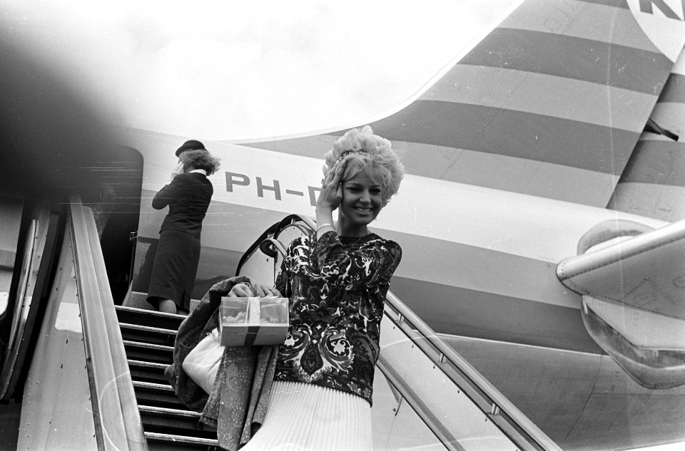 Aankomst Miss Finland op Schiphol, Bestanddeelnr 918-0213