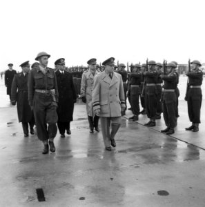 Aankomst Eisenhower op Schiphol, Bestanddeelnr 904-5556