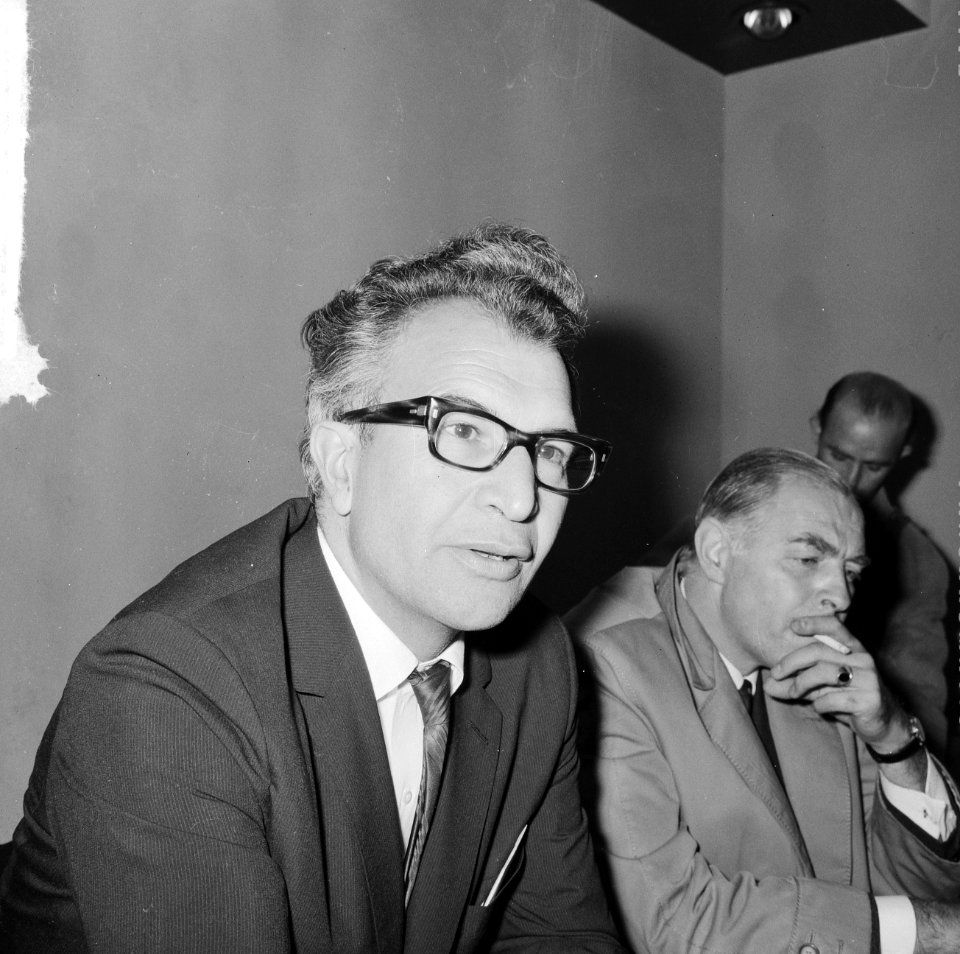 Aankomst Dave Brubeck met echtgenote en zoontje op Schiphol, Dave Brubeck (kop), Bestanddeelnr 916-9888