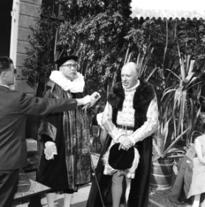Aankomst Floriadepostkoets bij Hortus Botanicus te Leiden, Bestanddeelnr 911-2274