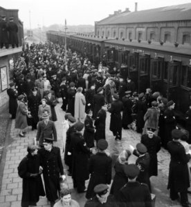 Aankomst Feeëntrein Den Helder, Bestanddeelnr 905-4143
