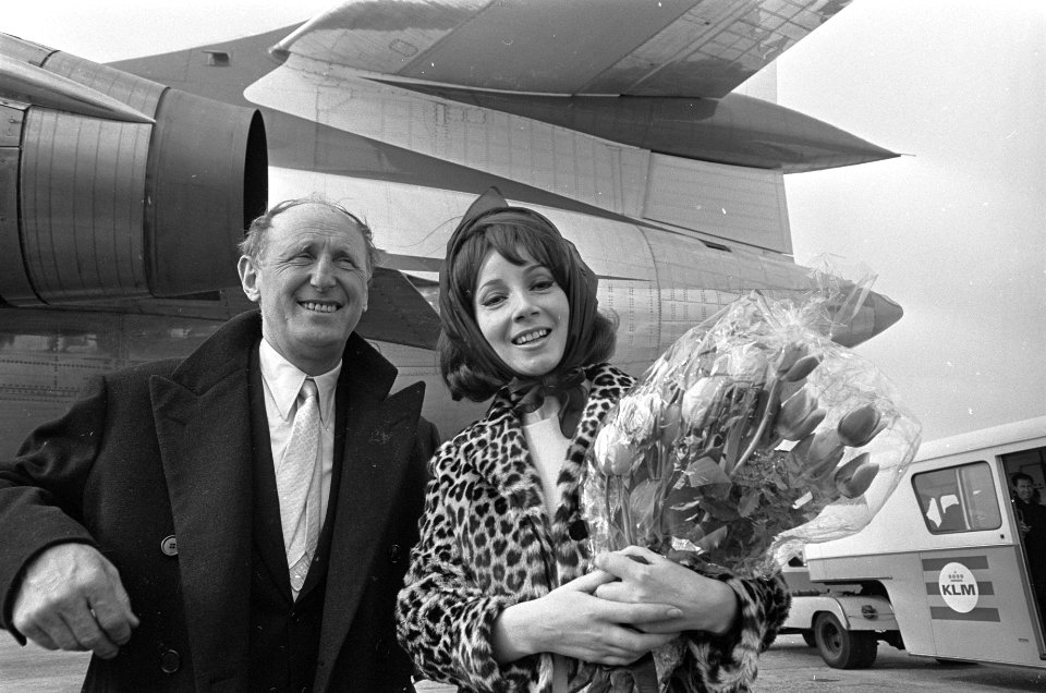 Aankomst regisseur Bourvil en filmster Andrea Parisy op Schiphol, Bestanddeelnr 920-1738