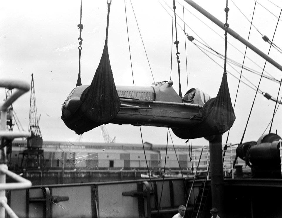 Aankomst race-auto's te Rotterdam, Bestanddeelnr 902-8919