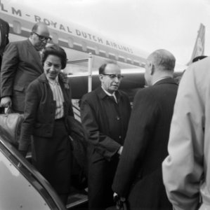 Aankomst Raul Roa op Schiphol, Bestanddeelnr 912-5558