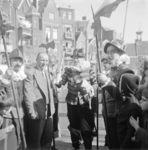 Aankomst Piet Hein in Rotterdam, Bestanddeelnr 909-4787