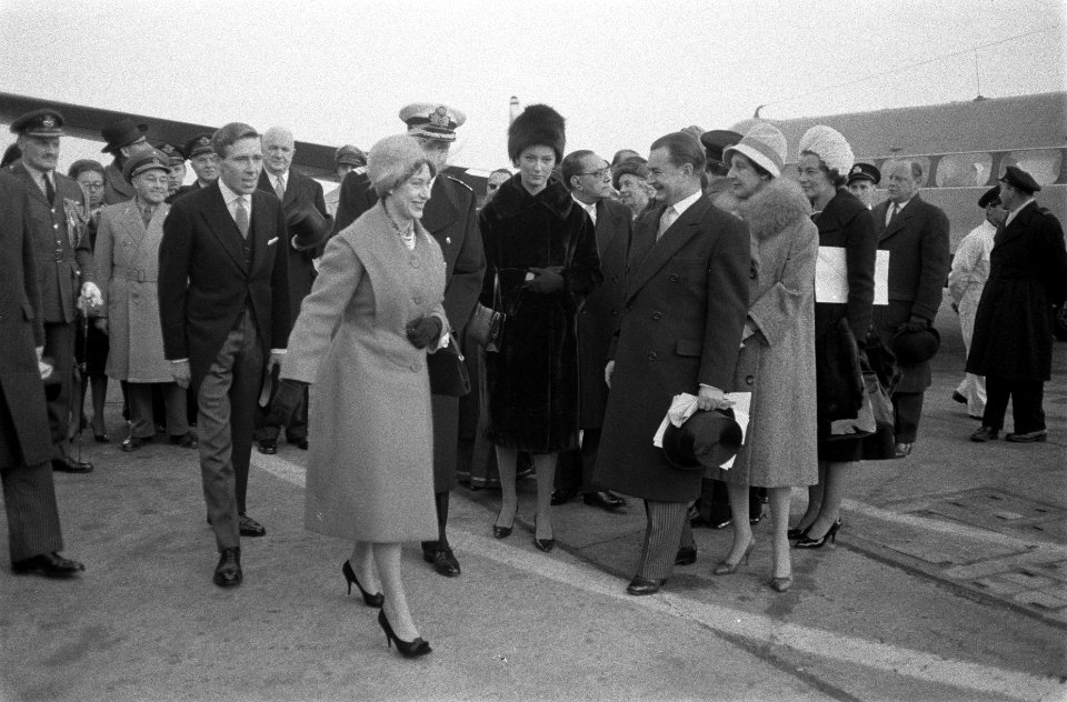 Aankomst Prinses Margaret en Anthony Armstrong Jones Brussel, vlnr Anthony A, Bestanddeelnr 911-8715