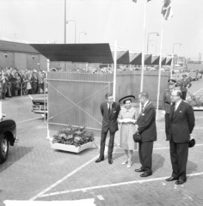 Aankomst Prinses Margaret en Lord Snowdon in de haven van Amsterdam, Bestanddeelnr 917-7718