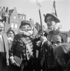 Aankomst Piet Hein in Rotterdam, Bestanddeelnr 909-4790