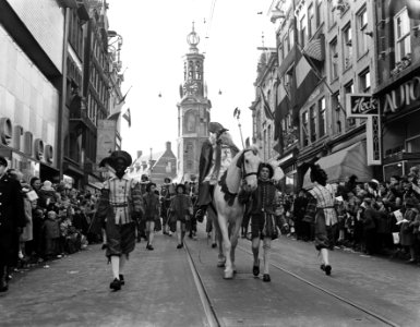 Aankomst Sint Nicolaas te Amsterdam, Bestanddeelnr 907-4435