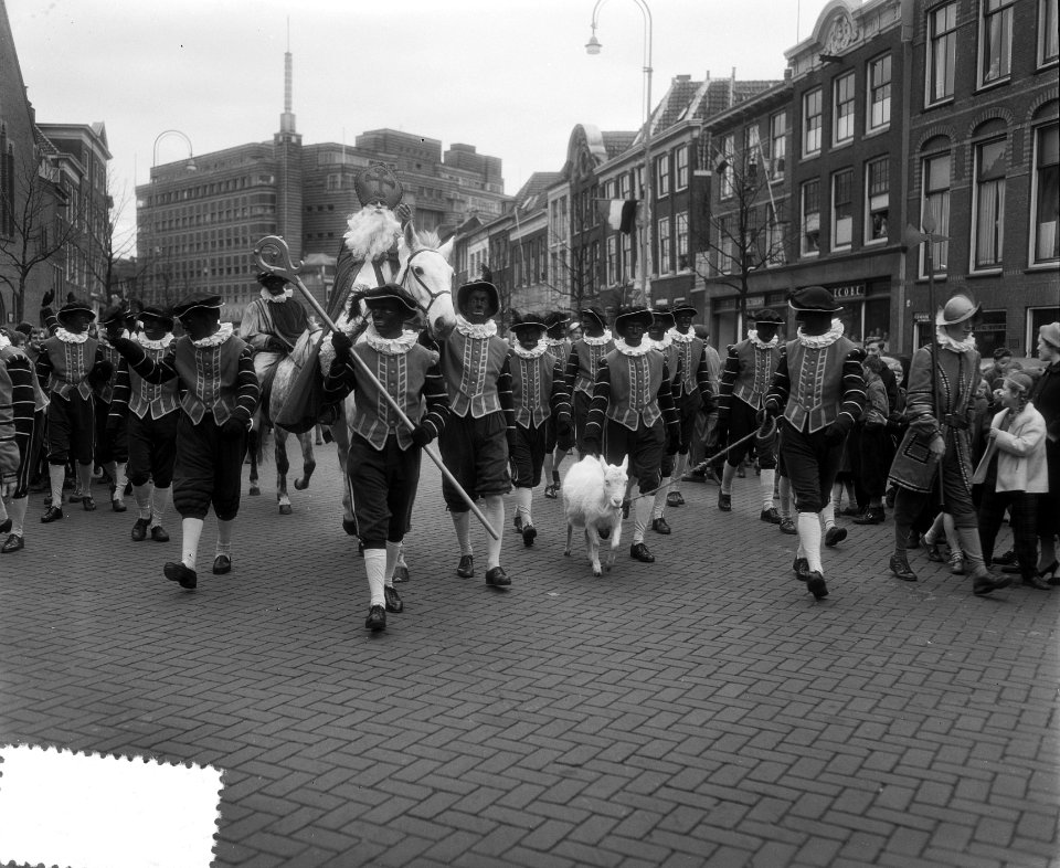 Aankomst Sint Nicolaas te Haarlem, Bestanddeelnr 907-4378