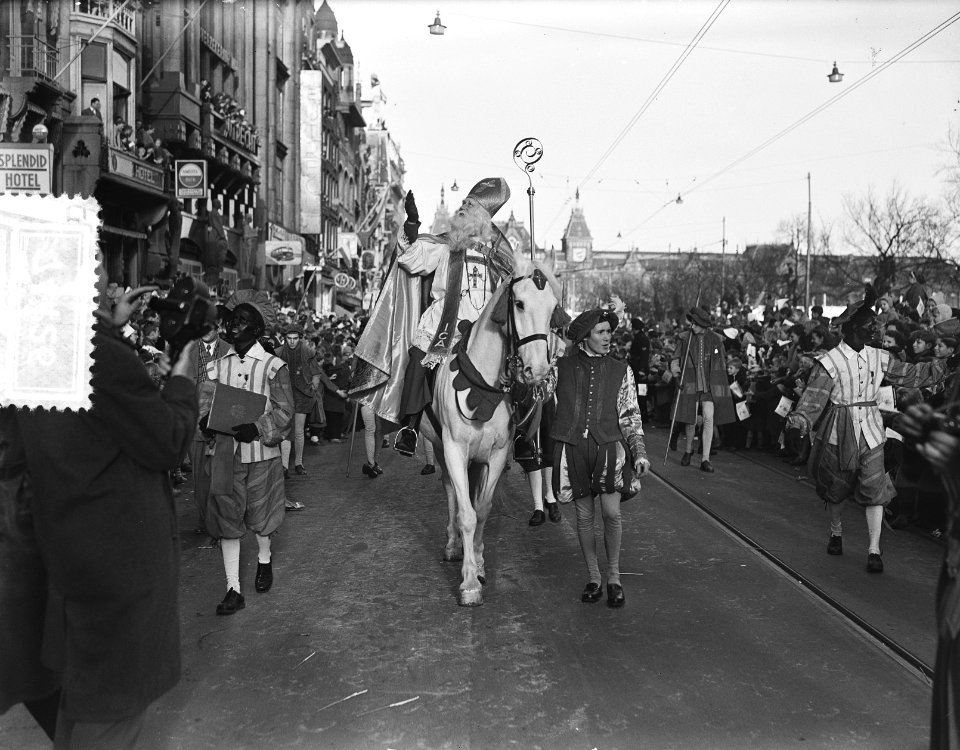 Aankomst Sint Nicolaas te Amsterdam, Bestanddeelnr 907-4426
