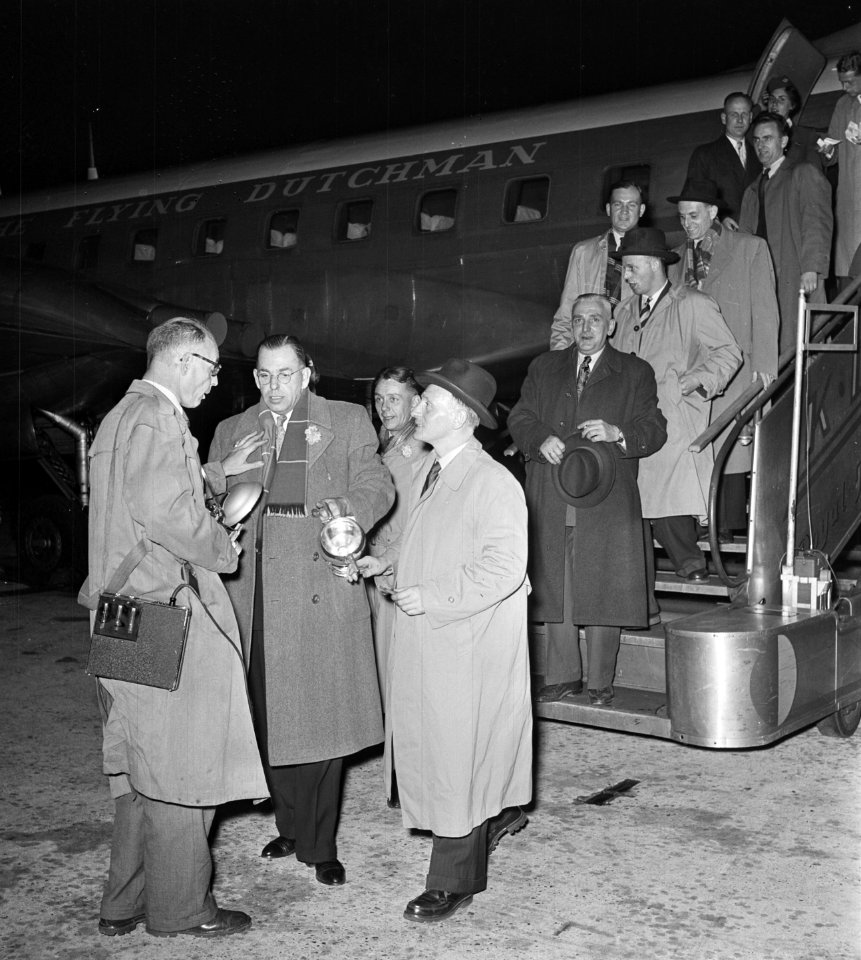 Aankomst team Europa Cp Hoover Maatschapij, Bestanddeelnr 905-3664