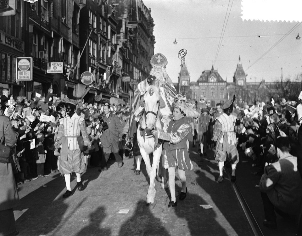 Aankomst Sint Nicolaas te Amsterdam, Bestanddeelnr 907-4432