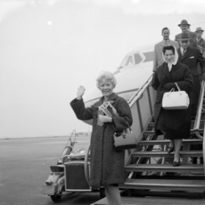 Aankomst Petula Clark op Schiphol, Bestanddeelnr 911-1039