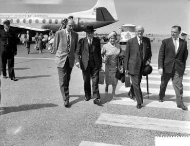 Aankomst oudpremier Clement Attlee op Schiphol, Bestanddeelnr 910-3560