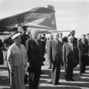 Aankomst president van Israel Isaac Ben Zwi op Schiphol, Bestanddeelnr 909-7110
