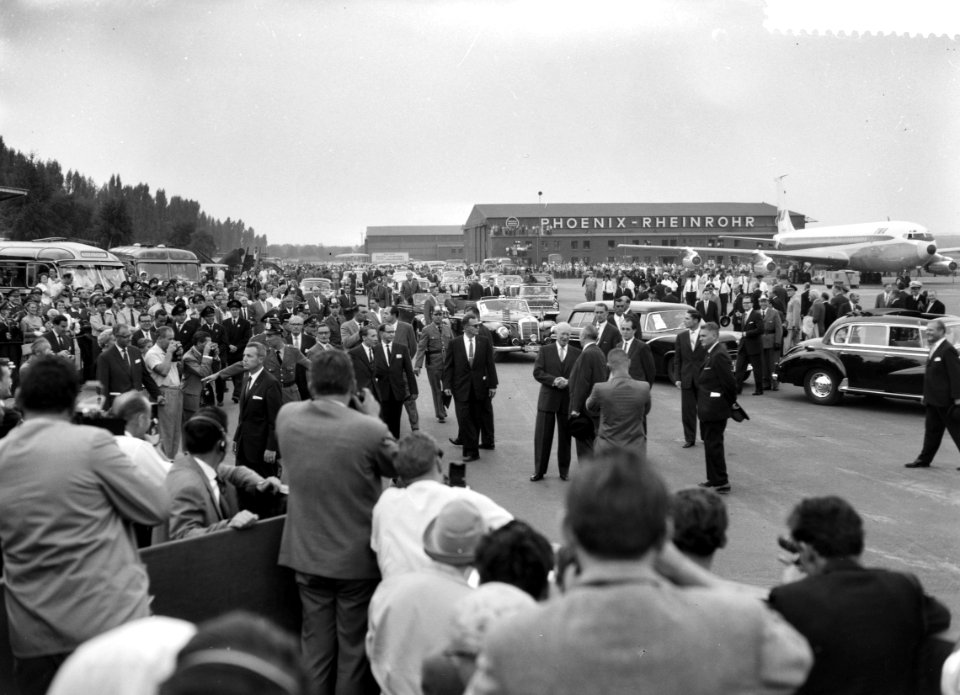 Aankomst President Eisenhower te Bonn, Bestanddeelnr 910-6288