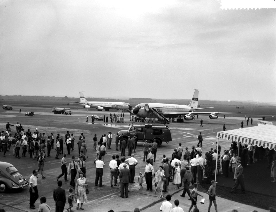 Aankomst President Eisenhower te Bonn, Bestanddeelnr 910-6287
