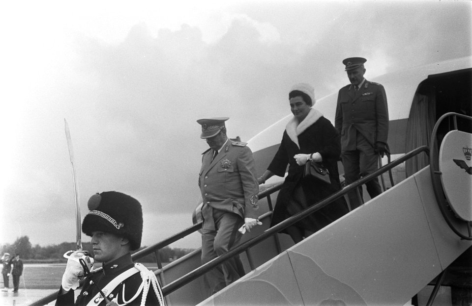 Aankomst President Tito en echtgenote op Ypenburg, Bestanddeelnr 923-9366