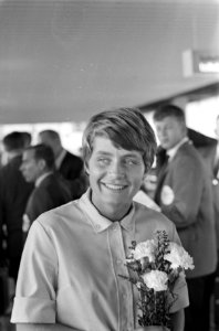 Aankomst Tsjechische zwemster Olga Kozicowa op Schiphol nummer 3, Bestanddeelnr 921-5191