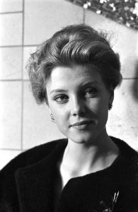 Aankomst van Corine Rottschäfer (miss World 1959) op Schiphol, Bestanddeelnr 910-8185