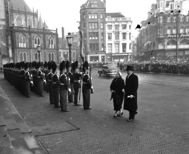 Aankomst van een ambassadeursechtpaar, Bestanddeelnr 906-9325