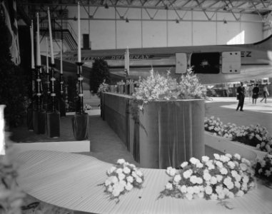 Aankomst urnen slachtoffers van de Franeker (Bombay), Bestanddeelnr 903-5100