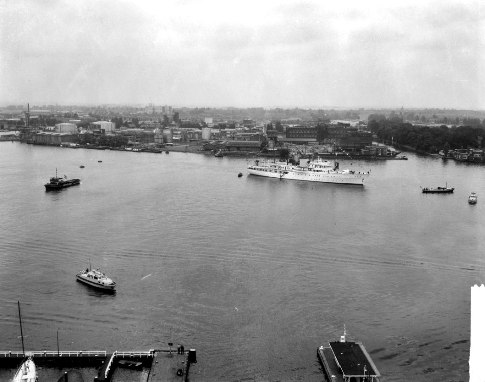 Aankomst van het Koninklijke Noorse jacht Norge in de haven van Amsterdam, Bestanddeelnr 916-8578