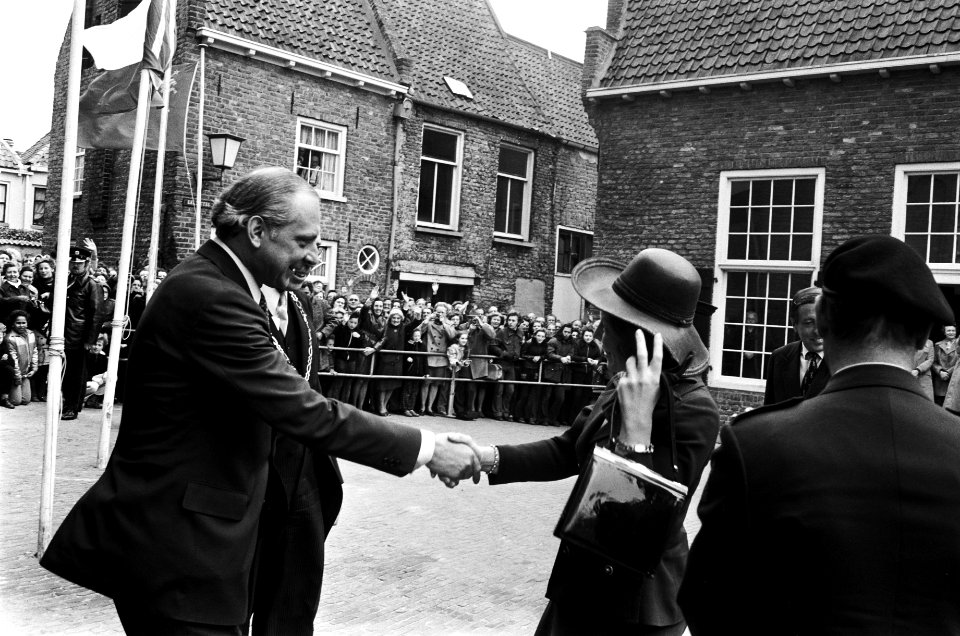 Aankomst van prinses Beatrix en prins Claus, Bestanddeelnr 927-8934