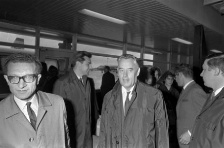 Aankomst Vice Minister van Buitenlandse Zaken van Rusland, de heer N.P. Firjubin, Bestanddeelnr 919-4331