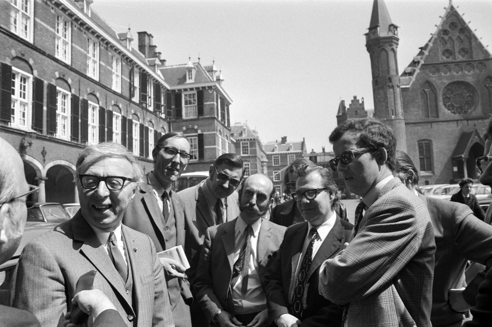 Aankomst van Zijlstra (l) op Het Binnenhof, Bestanddeelnr 924-5701