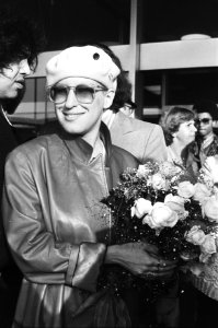 Aankomst Bette Midler op Schiphol, Bestanddeelnr 929-9467