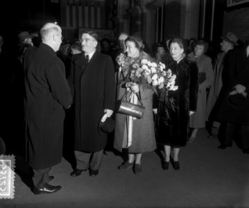 Aankomst Bondskanselier Dr. Figl van Oostenrijk in Den Haag, met Minister Beel e, Bestanddeelnr 905-3723