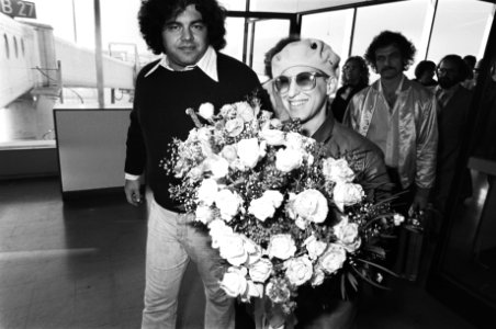 Aankomst Bette Midler op Schiphol, Bestanddeelnr 929-9466