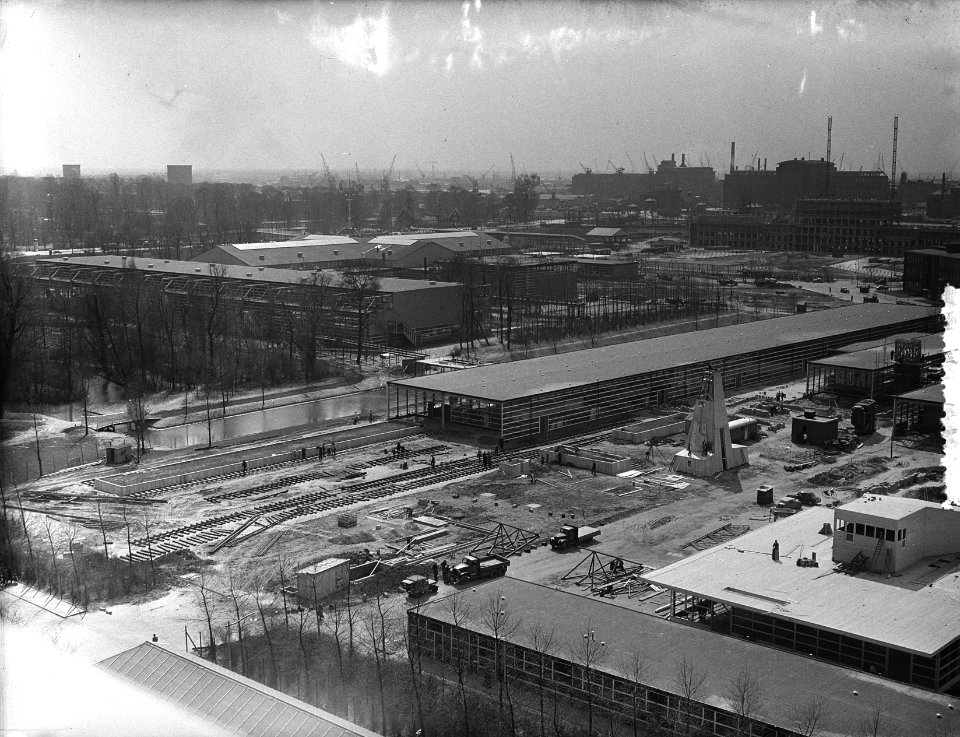 Aanbouw tentoonstelling E55 Rotterdam, Bestanddeelnr 907-0820