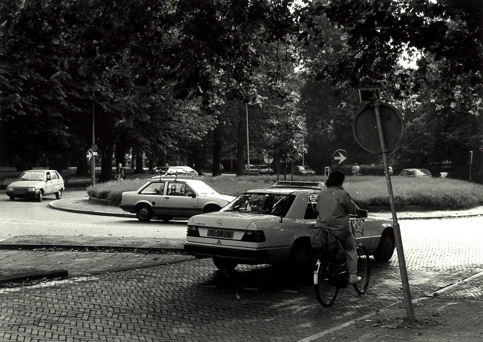 Aangekocht in 1991 van United Photos de Boer bv. - Negatiefnummer 32989 k 6 a. - Gepubliceerd in het Haarlems Dagblad van 15.09.1990