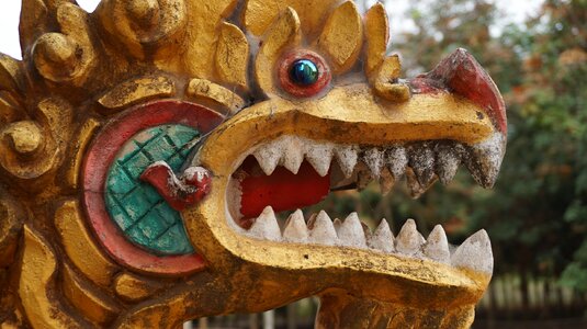Dragon statue economic collapse of the dragon art