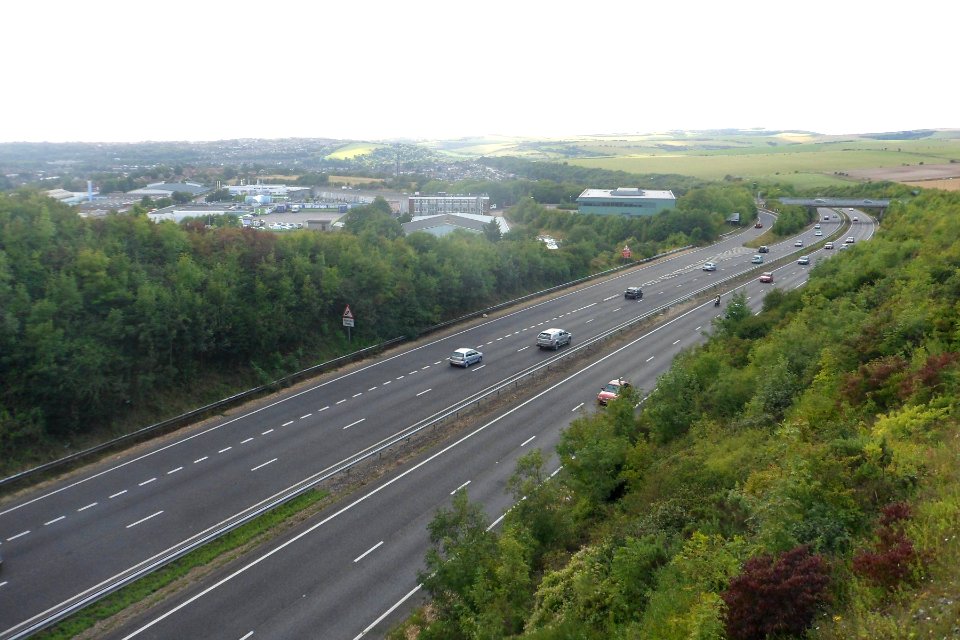 A27 Brighton Bypass seen from Old Boat Corner, Hollingbury, Brighton (August 2014) (2)