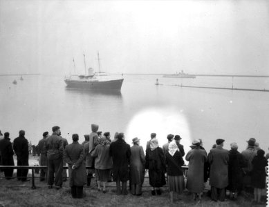 Aankomst Brittania voor IJmuiden, Bestanddeelnr 909-4276