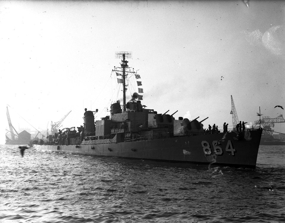 Aankomst Amerikaanse torpedojager Ellusion en Gyatt te Rotterdam. Aankomst van, Bestanddeelnr 903-2590