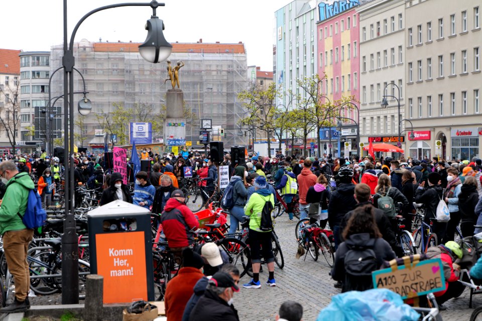 A100stoppen bicycle demonstration Berlin 2021-04-10 02
