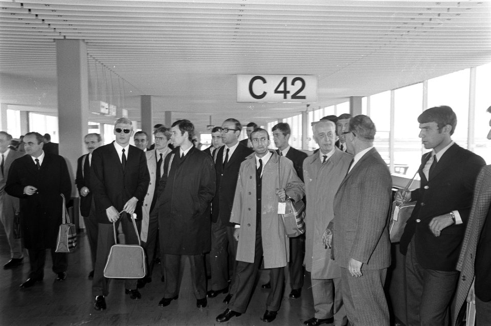 Aankomst AC Milan op Schiphol., Bestanddeelnr 921-3681