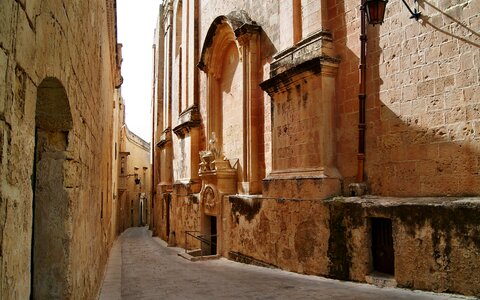 Malta lane valletta photo