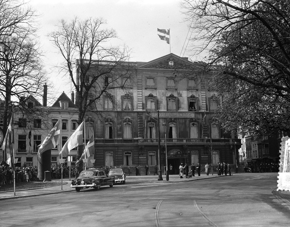 Aankomst aan Deense legatie Den Haag, Bestanddeelnr 906-4254