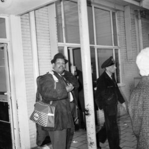 Aankomst Julian Cannonball Adderley op Schiphol, Bestanddeelnr 912-3198