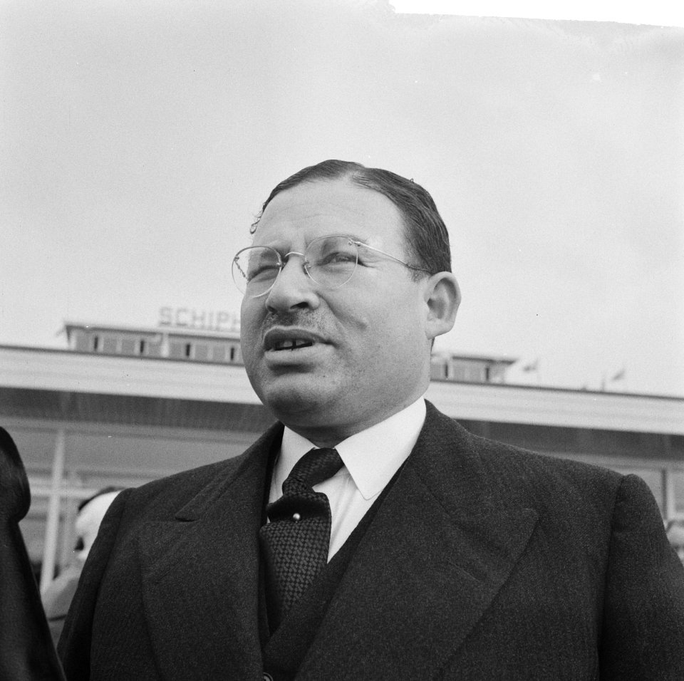 Aankomst Lord Mayor van London op Schiphol Sir Bernard Waley Cohen, Bestanddeelnr 912-3933