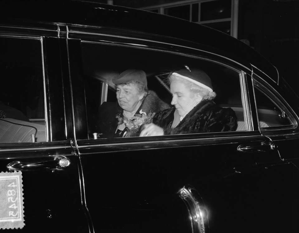 Aankomst mevrouw Roosevelt op Schiphol, Bestanddeelnr 904-8545