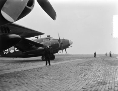 Aankomst Lockheed PV-2 Harpoon op Valkenburg, Bestanddeelnr 904-7534 photo